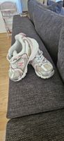New Balance Kinderschuhe, Grösse 22.5, Top Zustand!