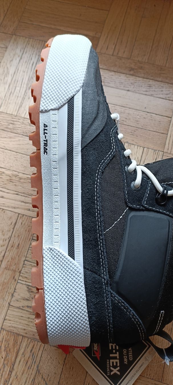 Vans Scarpe da uomo: Vans MTE Half Cab Gore-Tex, Nere e Bianche, Taglia 42 – Usato da Lugano venduto da ycd_rv8h 7