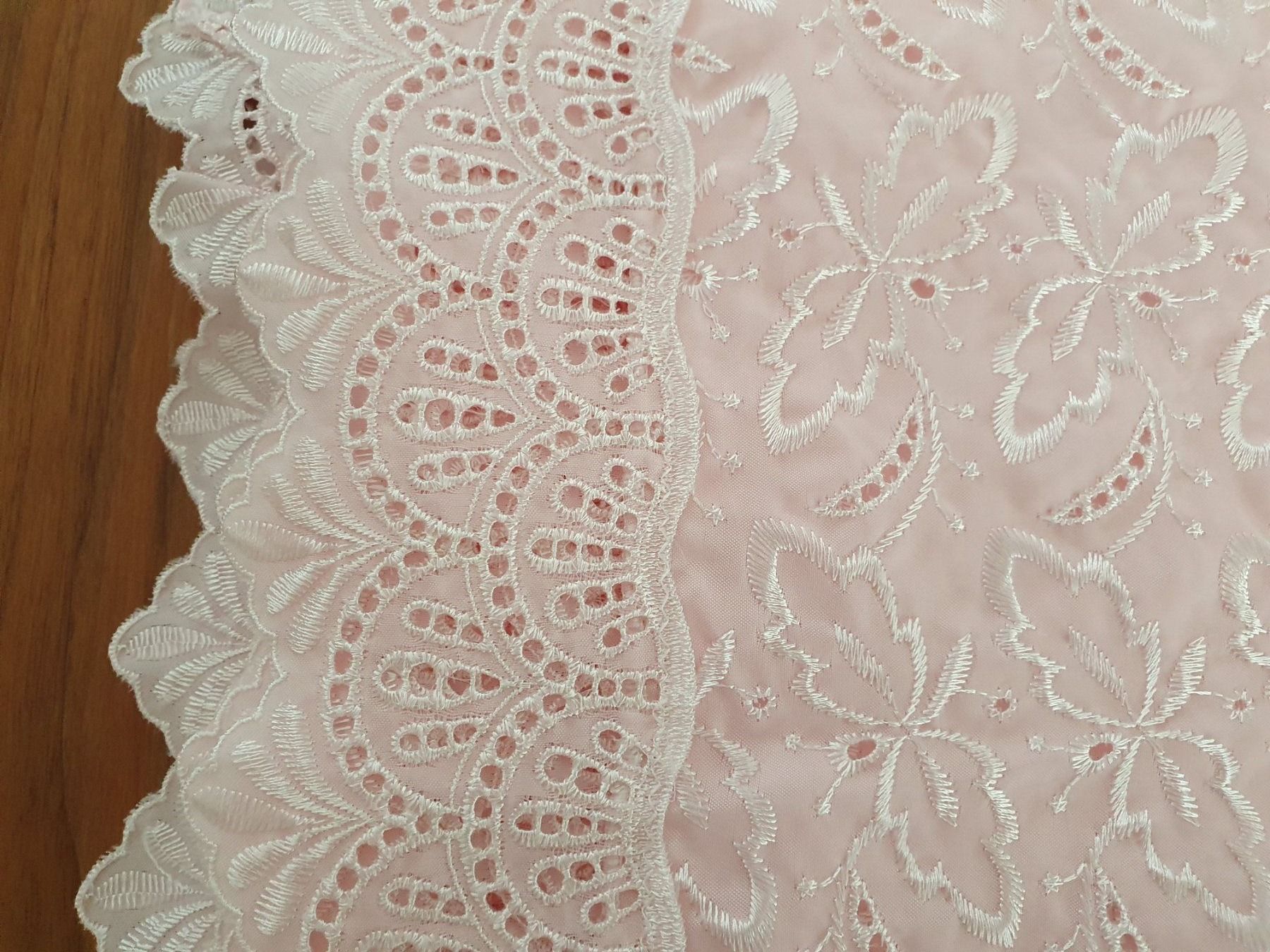 Coperte: rosaroter Bettüberwurf – Nuovo (secondo la descrizione) da Jona venduto da Mafari