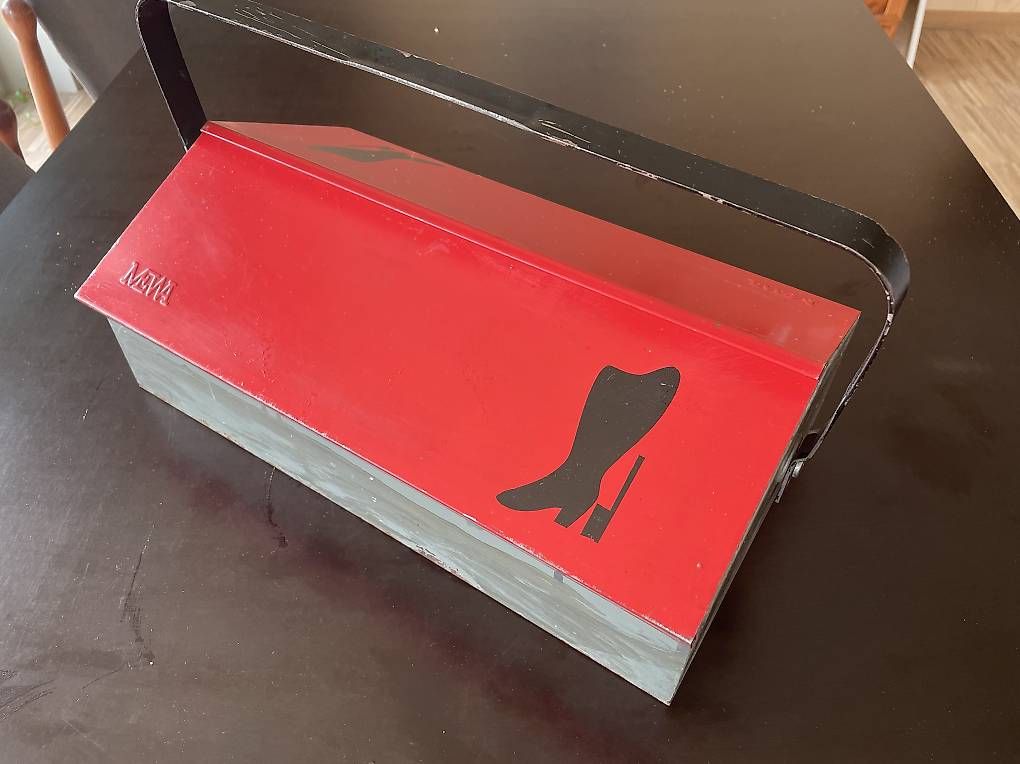 Transportkisten: MEWA Schuhputzkiste – Gebraucht aus Bern von mia_8nfn 1