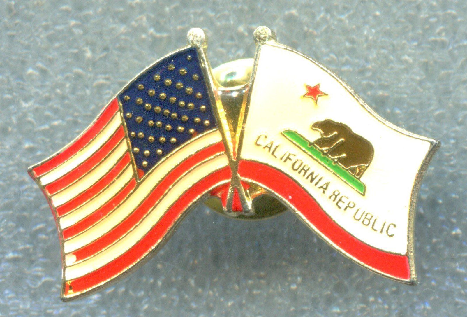Plaquettes & Badges: USA  CALIFORNIA  Flagge – D'occasion à Winterthur par Sammleroase