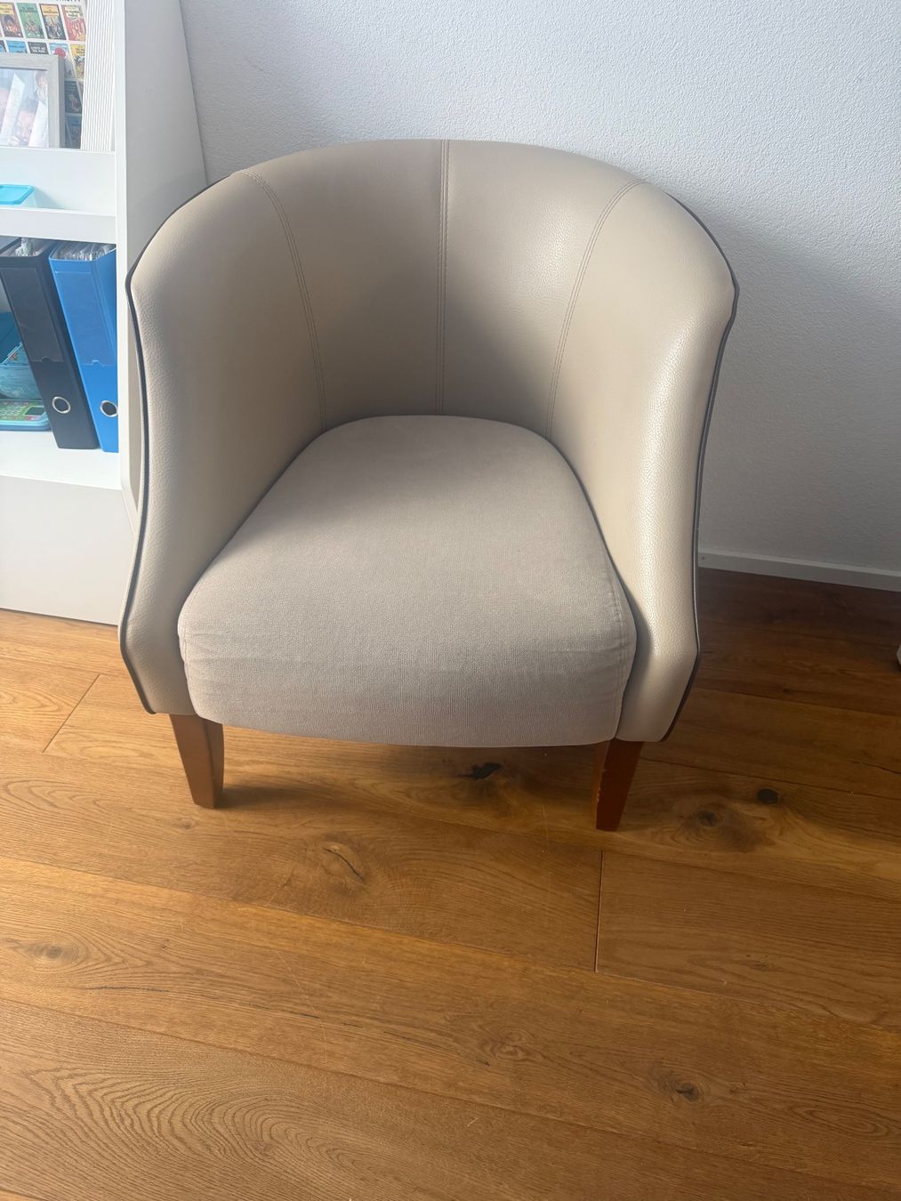 Poltrone: Eleganter Sessel in Beige/Braun – Usato da Muri AG venduto da fitim22_22