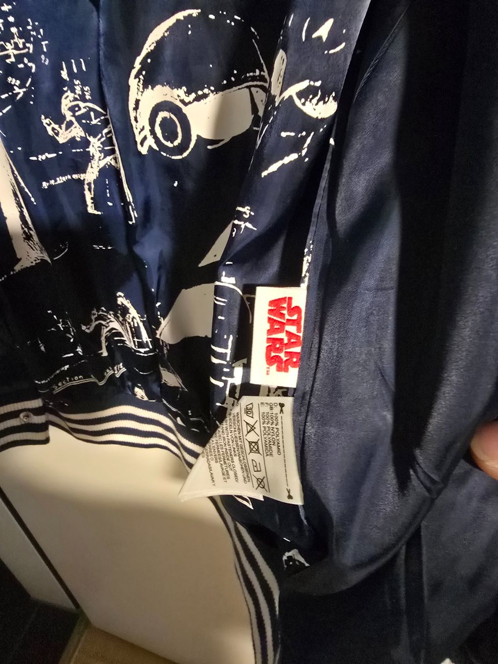 Adidas Giacche: Adidas × Star Wars Jacke – Usato da Hüntwangen venduto da Scarciglias-Antiques 6