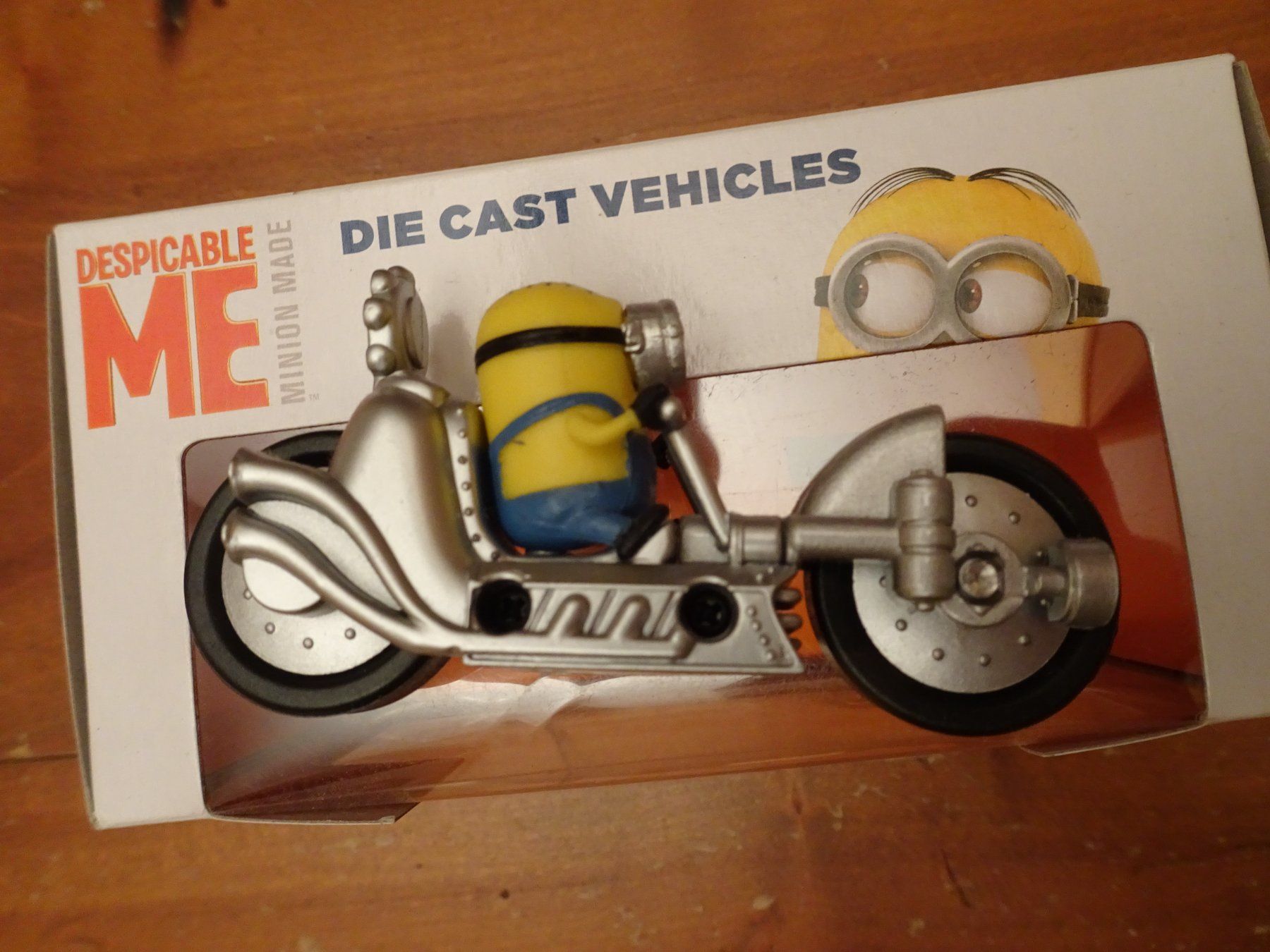 Modellini d'auto: Minion auf dem Motorrad Comics – Usato da Schönenwerd venduto da schnitzunddrunter 1