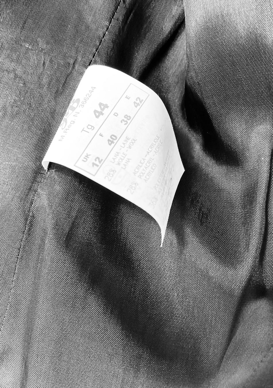 Jacken: Schwarzer Blazer – Gebraucht aus Etoy von Diadefin 3