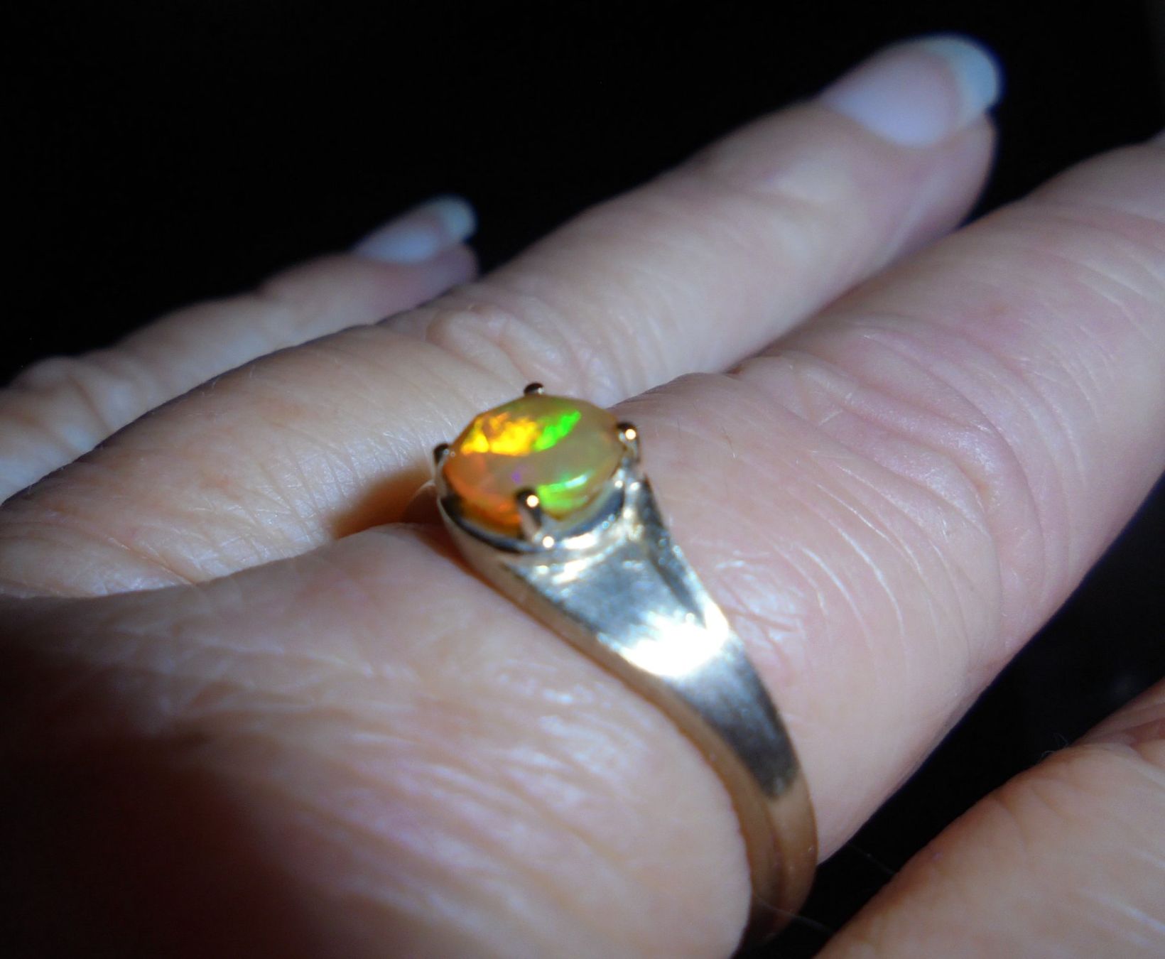 Anelli: Echtschmuck: Welo-Opal-Goldring. Grösse 56/18 – Nuovo (secondo la descrizione) da Zuchwil venduto da maumauchi 3