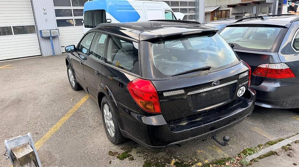 Subaru Autos: Subaru Outback 2.5 4x4 – Gebraucht aus Bonaduz von A13_Automobile 4
