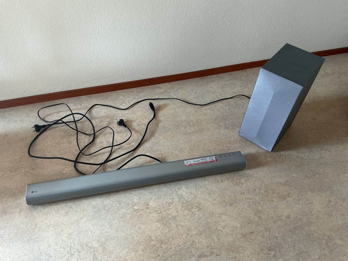 LG Casse acustiche: LG wireless Soundbar – Usato da Grosswangen venduto da Nordlicht-Ricardo