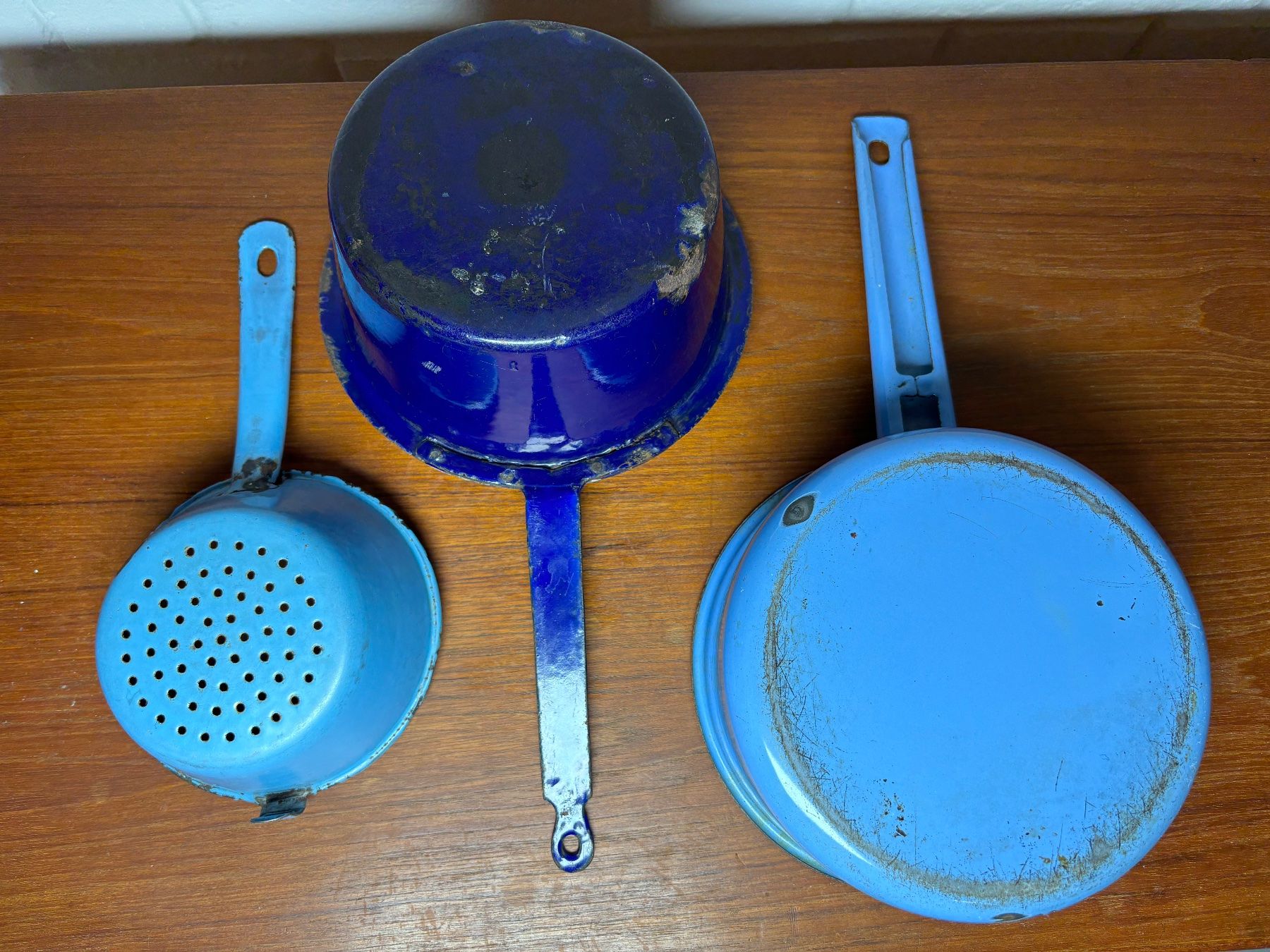 Tutte le decorazioni: Sammlung Emaillegegenstände Vintage – Usato da Hinwil venduto da DaniBachman 4