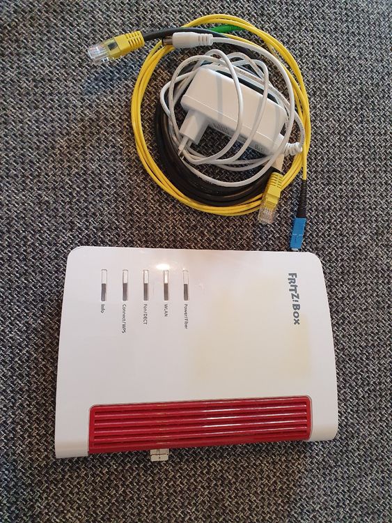 FRITZ!Box 5530 Fiber XGS-PON Router (Gebraucht) in Pfäffikon SZ für CHF ...