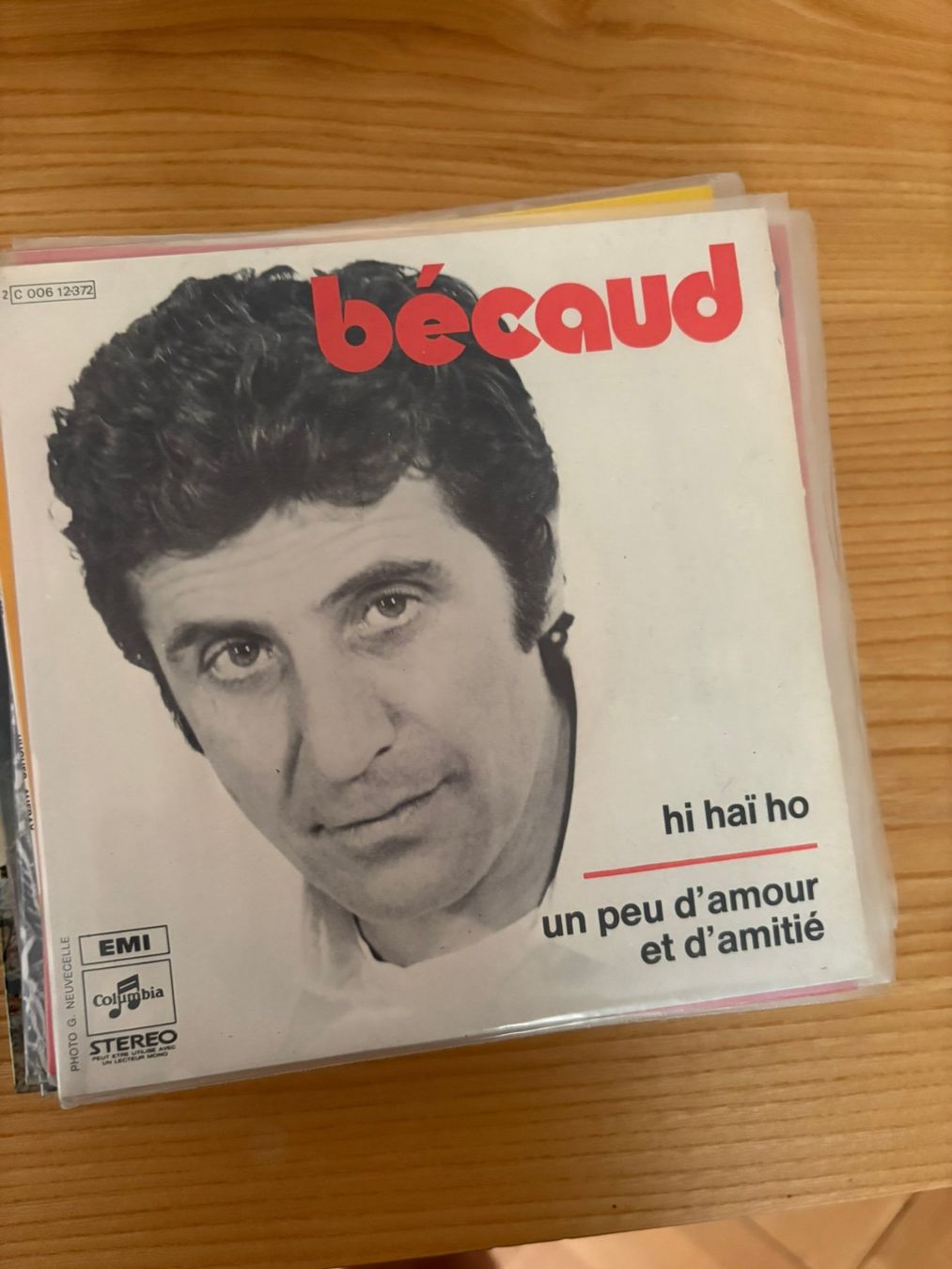 Dischi in vinile: Becaud - Hi Hai HomeGuy Bedos - La Draque – Usato da Zofingen venduto da Bigron