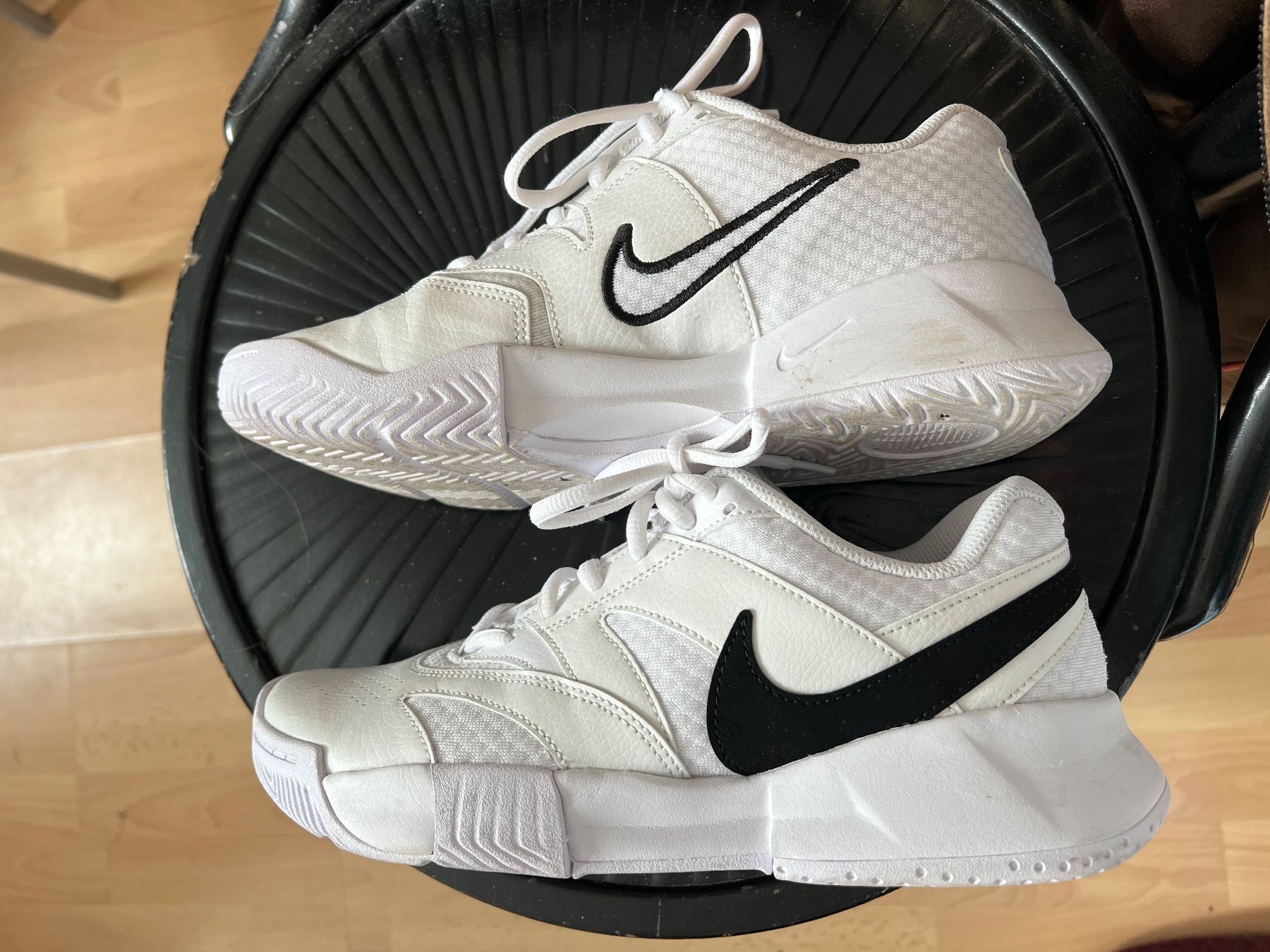 Nike Scarpe da uomo: Nike Sneaker. Grösse 40 – Usato da Zürich venduto da Girasole232 3