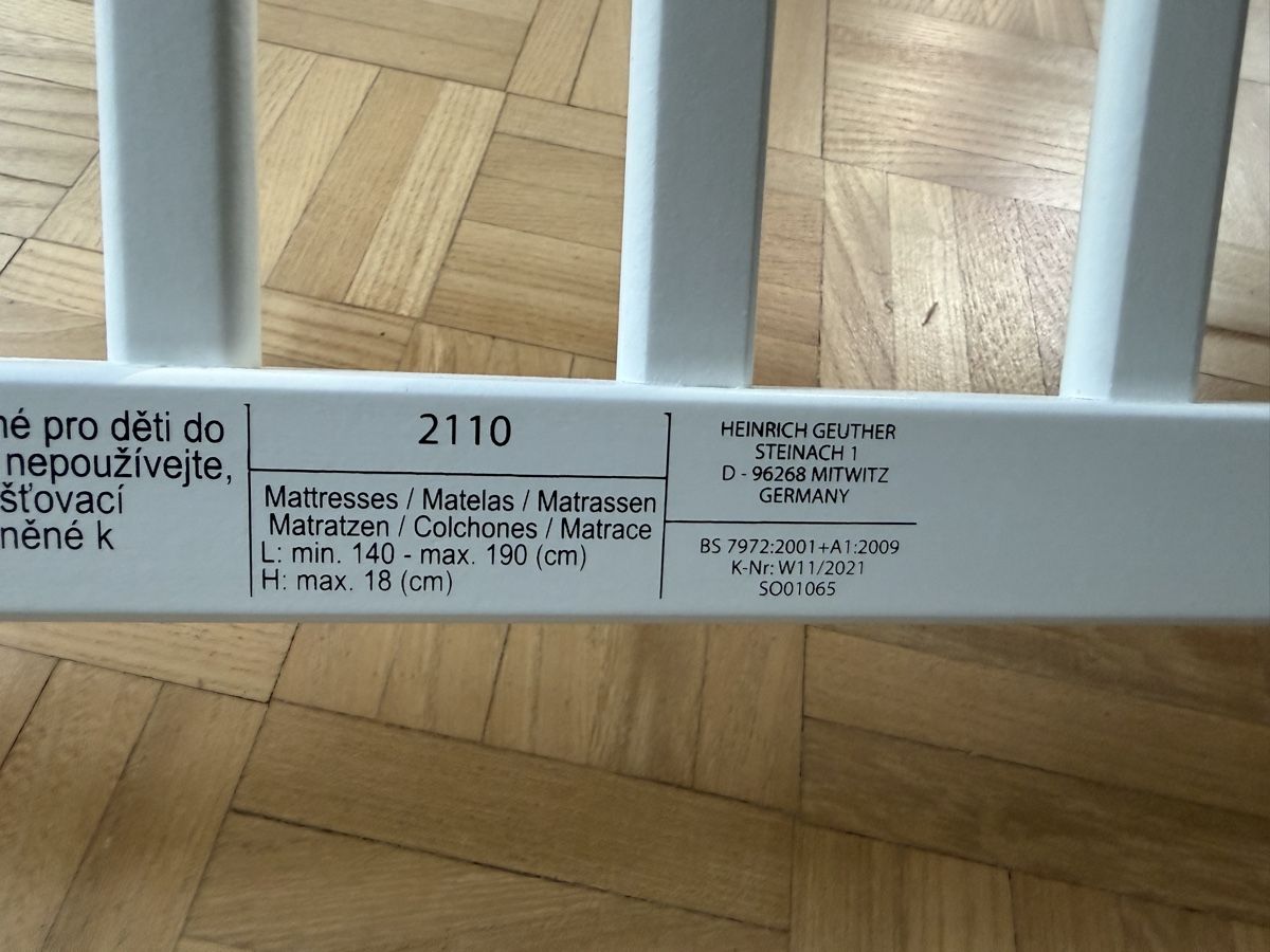 Parcs & barrières de sécurité: Kinderbettgitter, weiss, Holz – D'occasion à Kilchberg ZH par Glockenhaus 3