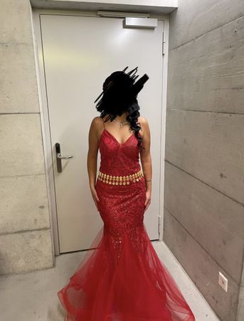 Festliches Abendkleid rot mit Pailletten Meerjungfrauform
