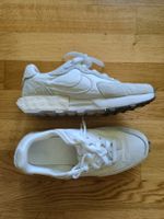 Nike Fontana Waffle