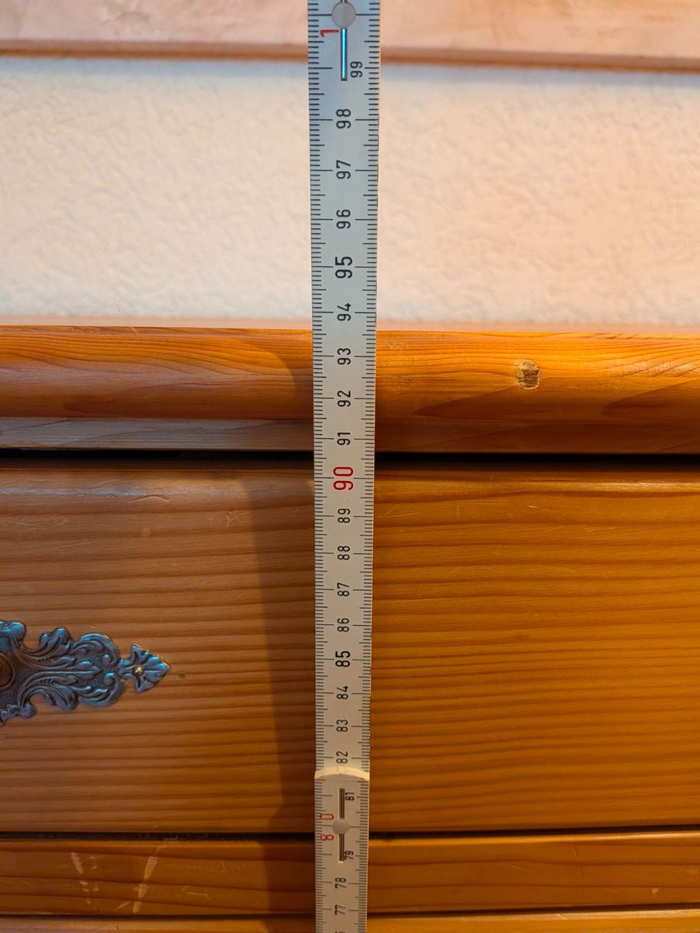 Commodes: Alte Holzkommode mit 4 Schubladen – D'occasion à Neuenhof par mar_ft5b 4