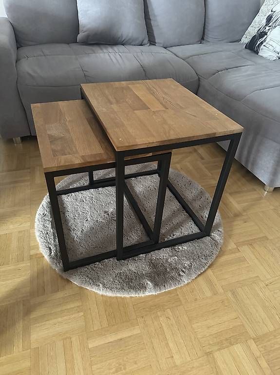 Tavoli: Salontisch klein mit Teppich – Usato da Biel/Bienne venduto da Mia2025