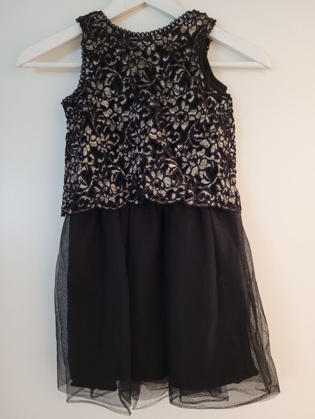 C&A Vestiti & Gonne: Kleid Mädchen – Usato da Wittenbach venduto da pambob