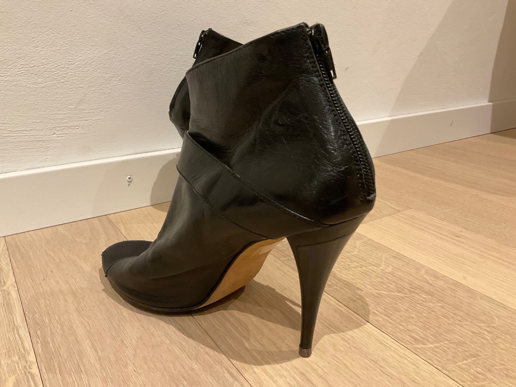Scarpe da donna: Leder Stiefellete sehr super Gr 38 – Usato da Bellikon venduto da MellonCollieMitTwint 1