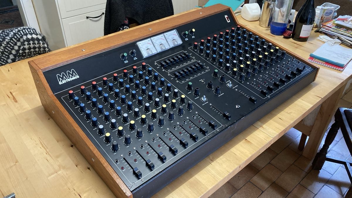 Console di mixaggio: Vintage Mischpult / Mixing console – Usato da Chevenez venduto da Electro-Rick 3