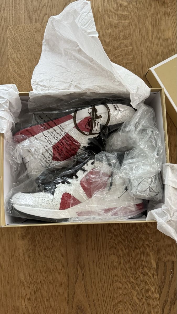 Michael Kors Scarpe da uomo: Michael Kor Liv Trainer Sneakers – Nuovo e nell'imballaggio originale da Zürich venduto da yan_5ydb 4