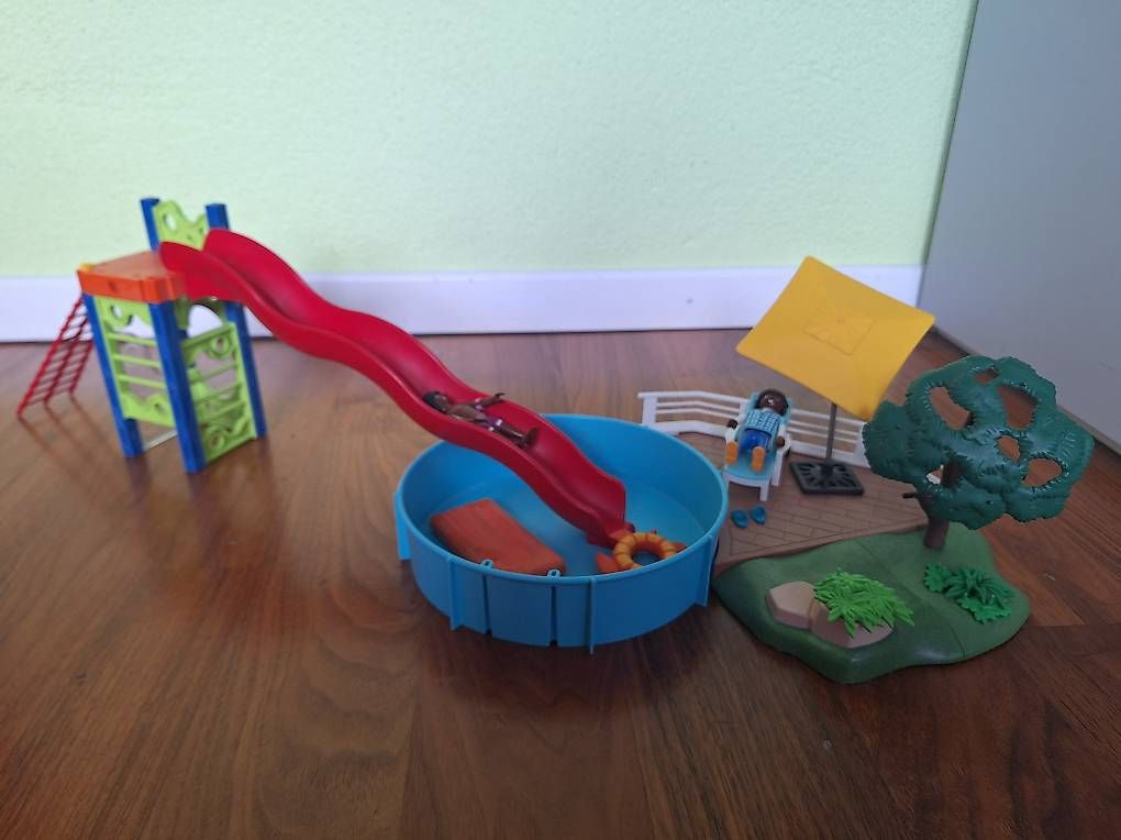 Playmobil Spielzeuge: Playmobil Poolparty – Gebraucht aus Reinach AG von MRoxanne 2