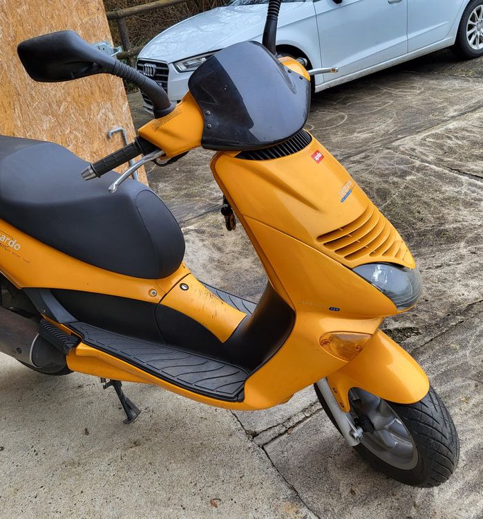 Ölmessstabkappe Für Aprilia Leonardo 150 Roller - Originalersatzteil AP0256461