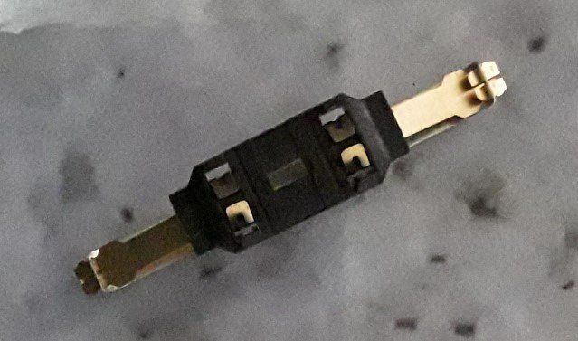 Märklin H0: 2xErsatzschleifer 7175 (Neu und originalverpackt) in