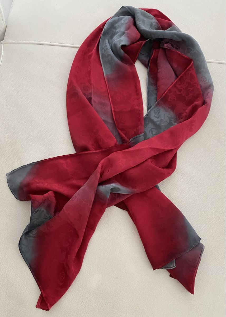 Foulard & Sciarpe: Seiden Schal 🌸 – Usato da Opfikon venduto da Luis144