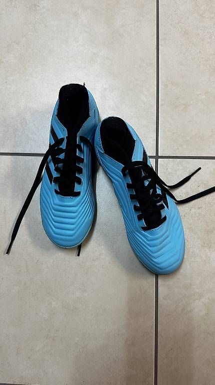 Chaussures hommes: Adidas scarpa da palestra – D'occasion à Verscio par nat_928w