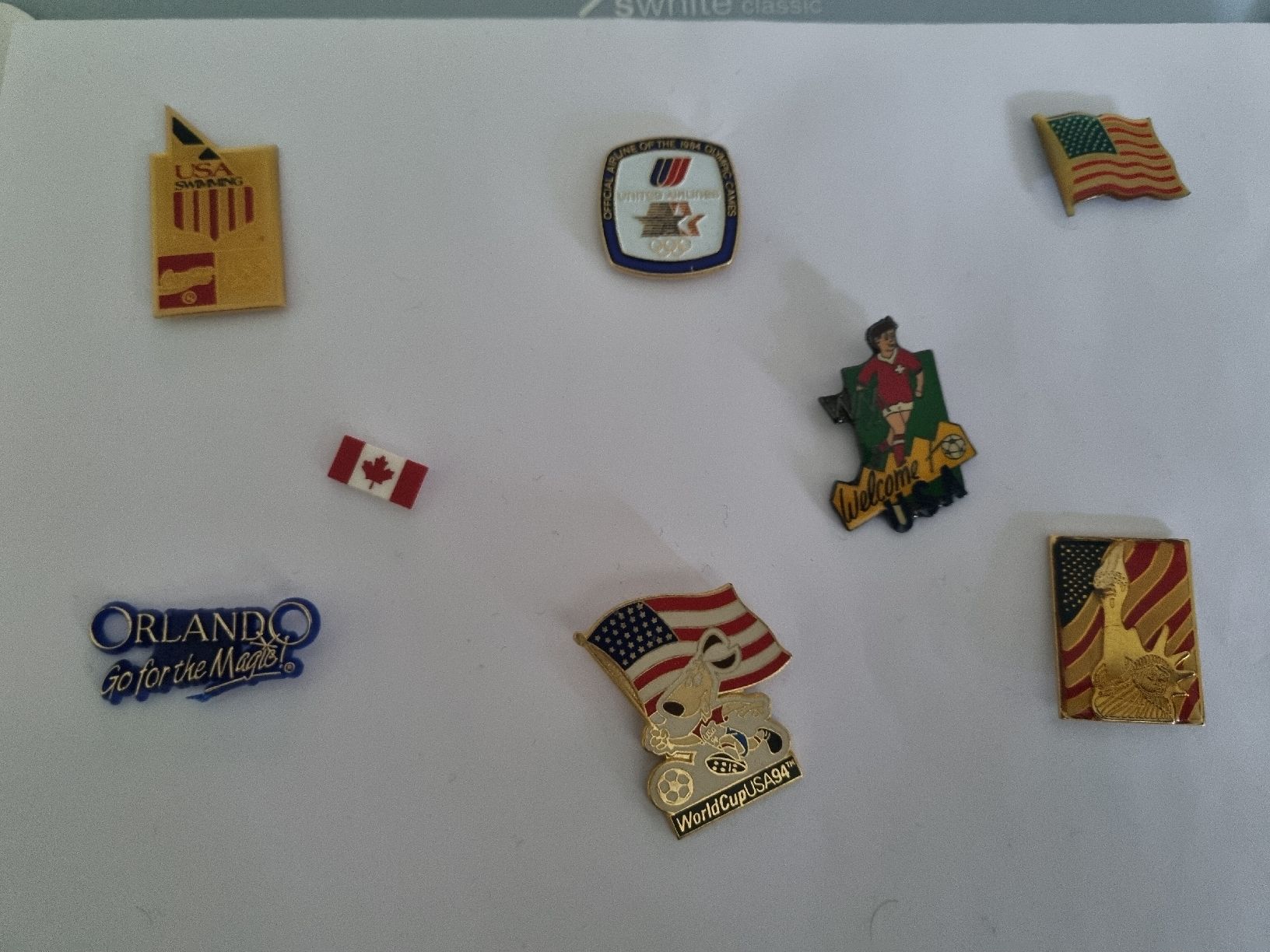 Placchette & Badge: 8x USA Pins – Usato da Adlikon b.Regensdf venduto da attila63