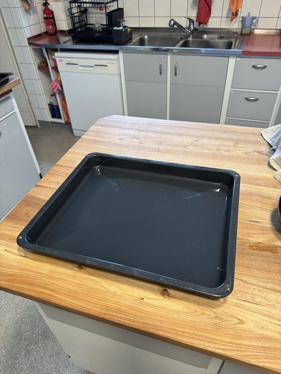 Appareils de cuisine: Baking tray black, rectangular, used, 40 cm width – D'occasion à Zürich par bar_g7zy