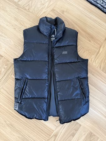 Jack & Jones Puffer Vest Black Size M - Winter Layering ❄️