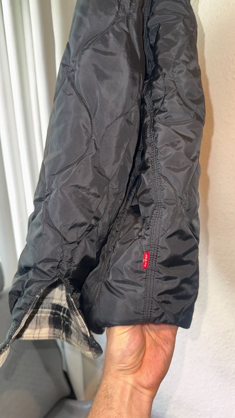 Levi's Jacken: Levi’s Jackson Reversible Shacket Schwarz Weiss Kariert – Gebraucht aus Winterthur von ram_zrj8 4