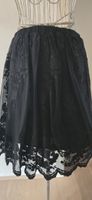 Twin-Set Rock, schwarz mit Spitze, Grösse XS, Top Zustand!