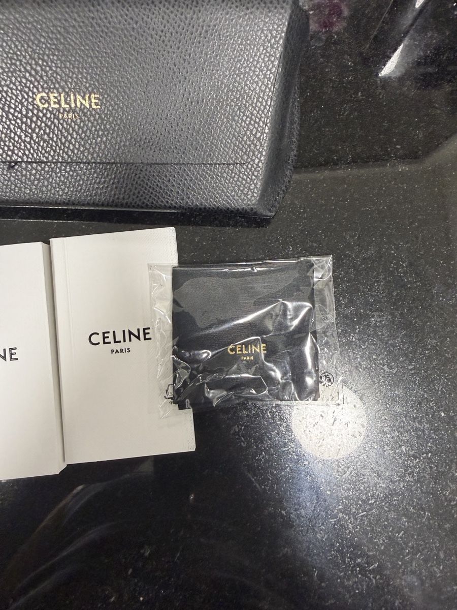 Celine Brillen & Gläser: Celine Sonnenbrille – Neu und originalverpackt aus Aarburg von Tenzin.B 2