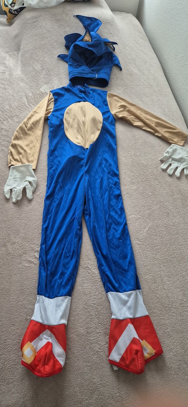Kostüme: Fasnacht Kostüme Sonic – Neu (gemäss Beschreibung) aus Rapperswil SG von kra_krk7