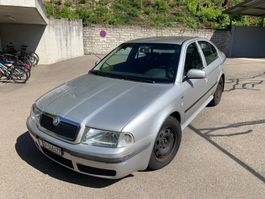 Skoda Octavia 2.0 Automatik MFK 13.10.2025 Servicegepflegt