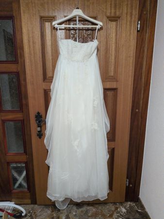 Hochzeitskleid, Markenkleid, ungebraucht Gr. 40