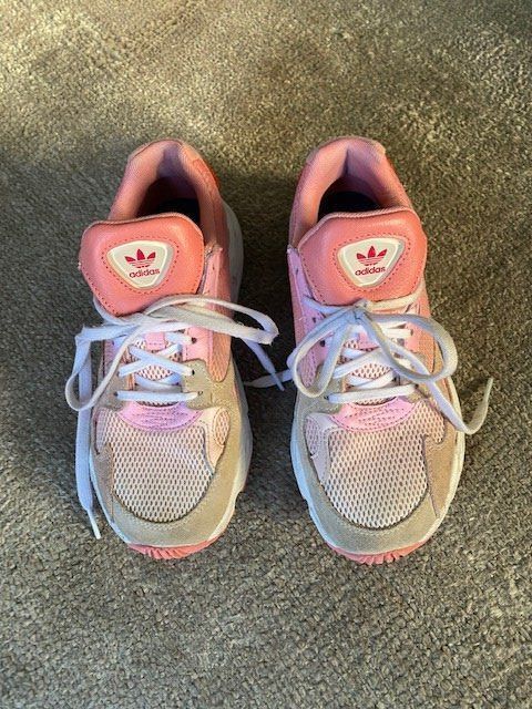 Scarpe da donna: Sneakers ADIDAS EUR 36 – Usato da Lausanne venduto da pat039 1