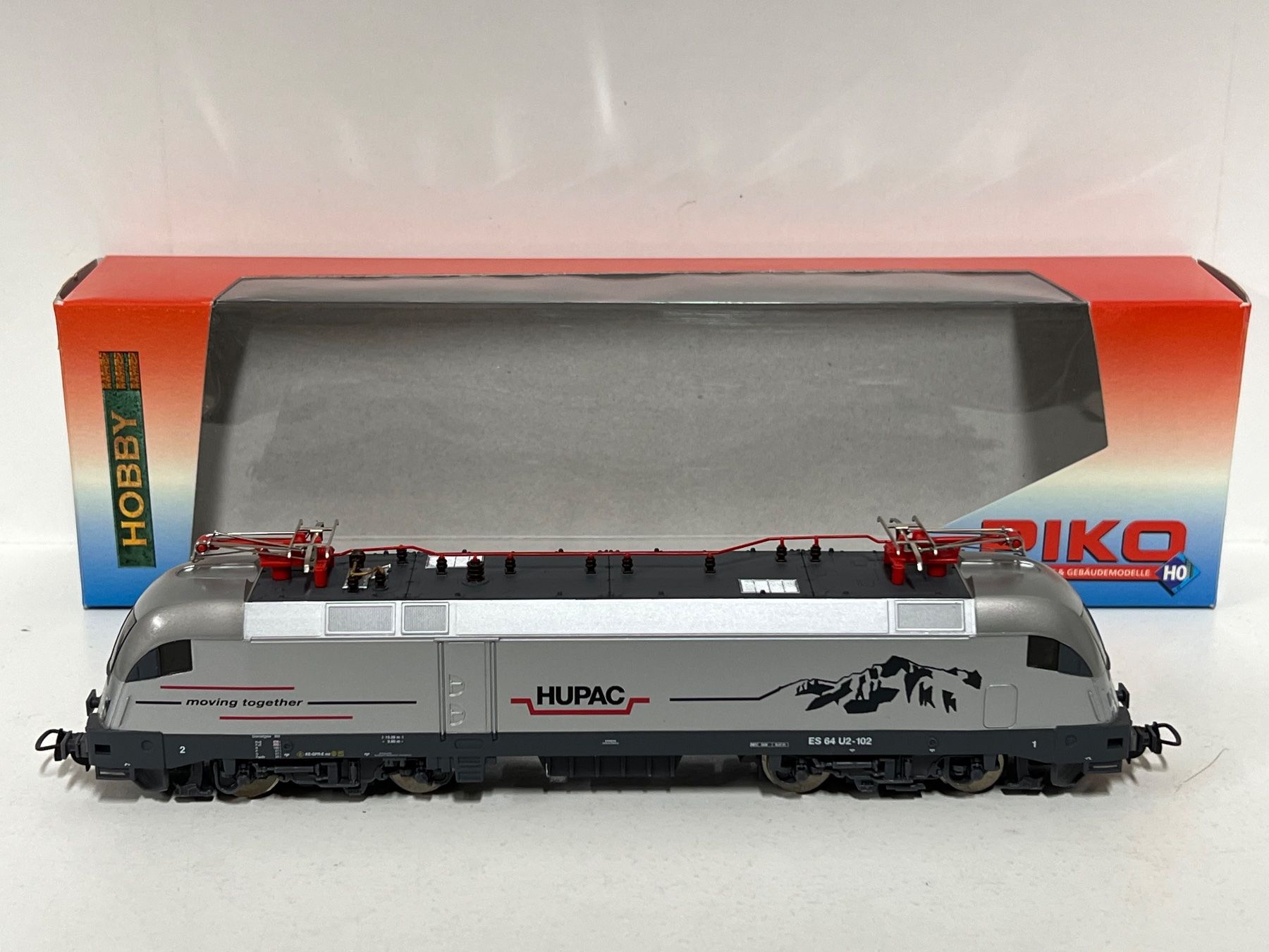 Piko Modelleisenbahnen: Piko 57414 ES 64 Taurus HUPAC H0 DC – Neu (gemäss Beschreibung) aus Neuenhof von ludovicco 2