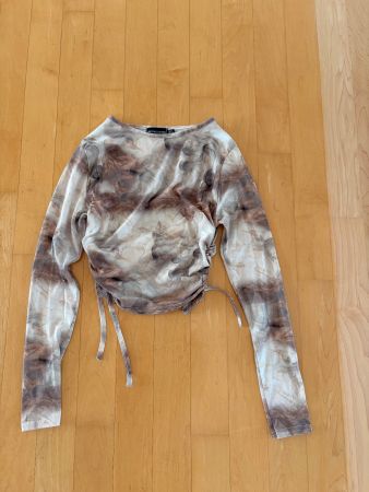 PrettyLittleThing Top