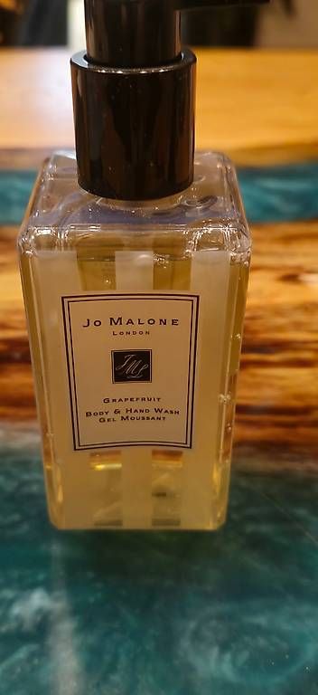 Jo Malone Altro per la cura del corpo: Jo Malone Body & Hand Wash Grapefruit 250 ml – Nuovo e nell'imballaggio originale da Zürich venduto da ale_xxz7 1