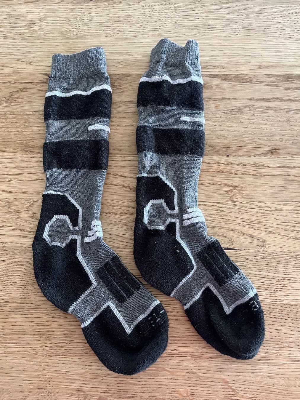 Socken für Kinder: Skisocken, Grösse 31-34 – Gebraucht aus Konolfingen von takkie
