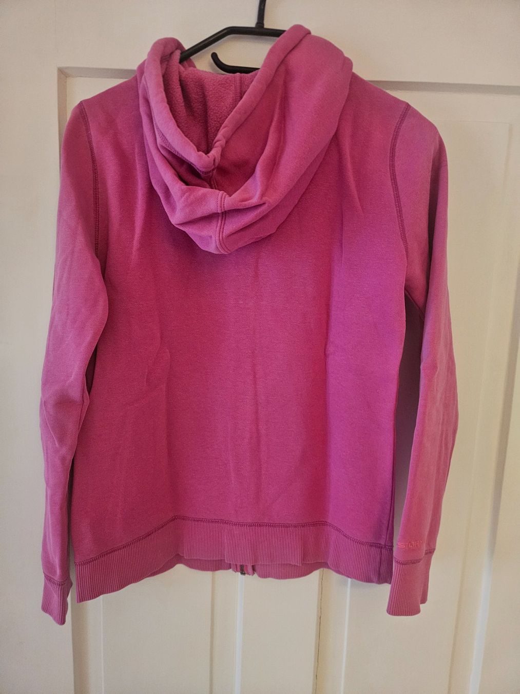Under Armour Maglioni & Felpe: Under Armour Trainerjacke mit Kapuze, Grösse S – Usato da Zürich venduto da anna_r26m 3