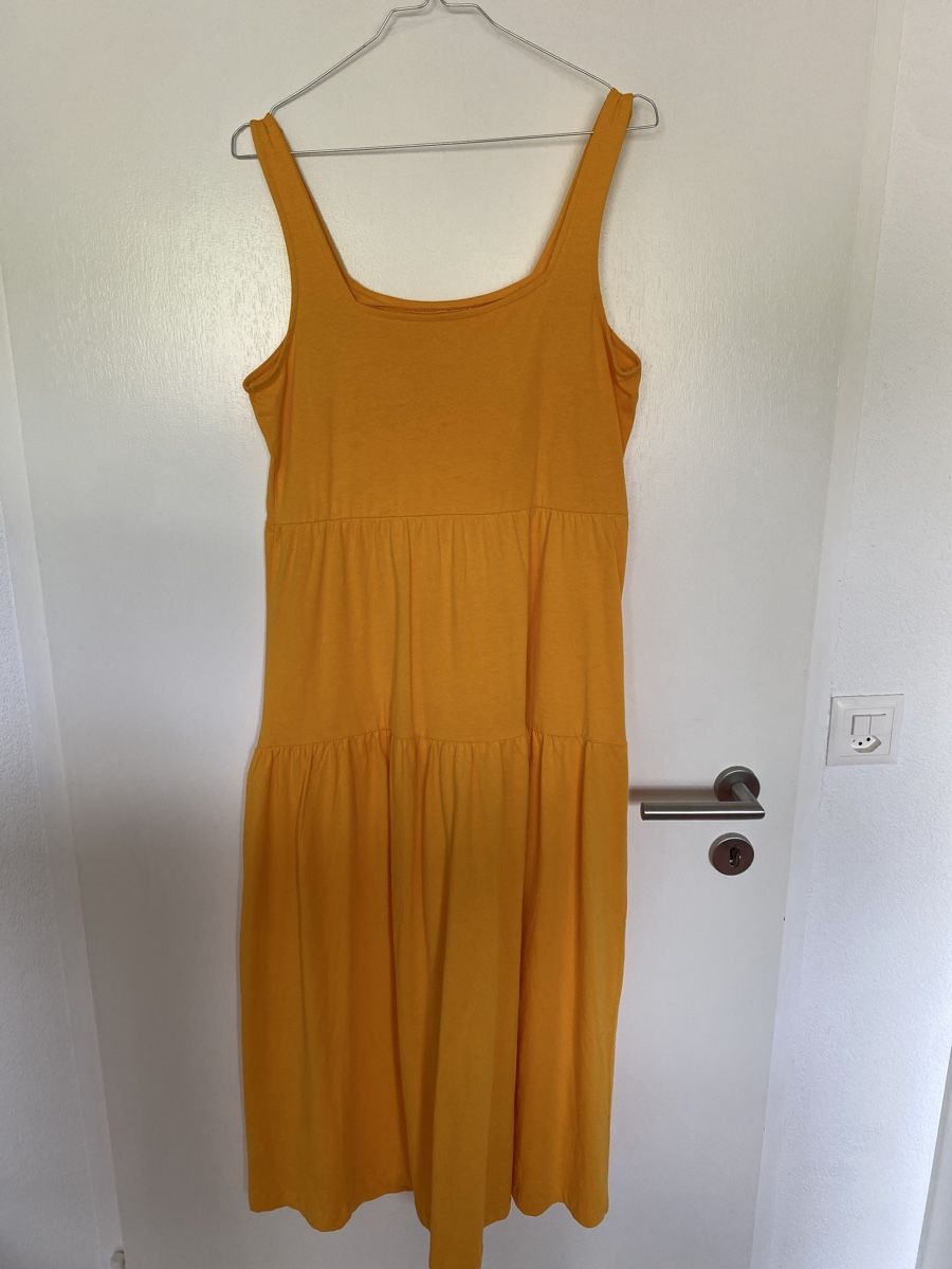 Vestiti: Maxikleid gelb S – Usato da Ittenthal venduto da Lorinakuprecht0