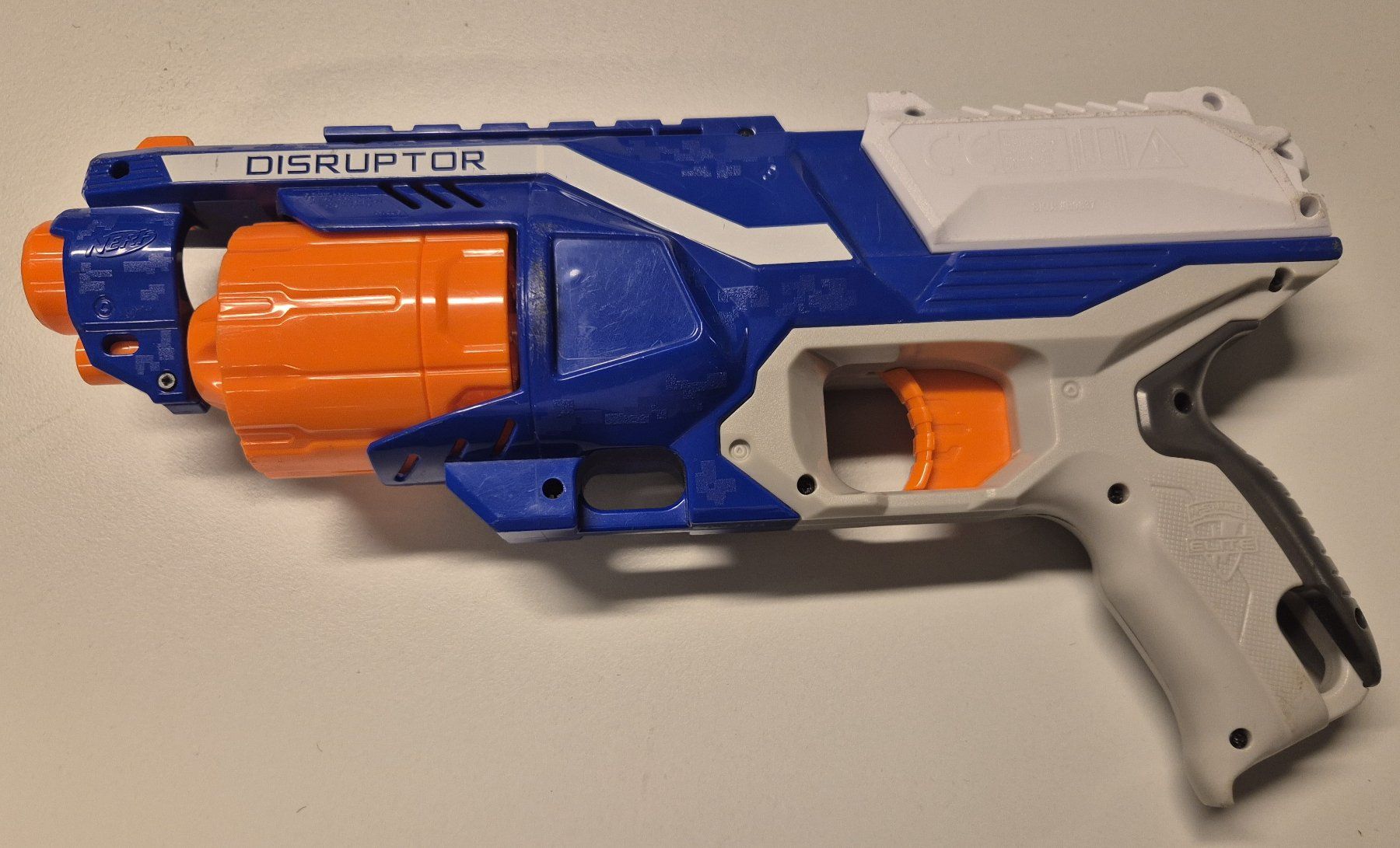Nerf Jouets: NERF Elite Disruptor – Défectueux à Zürich par Primanoctis 1