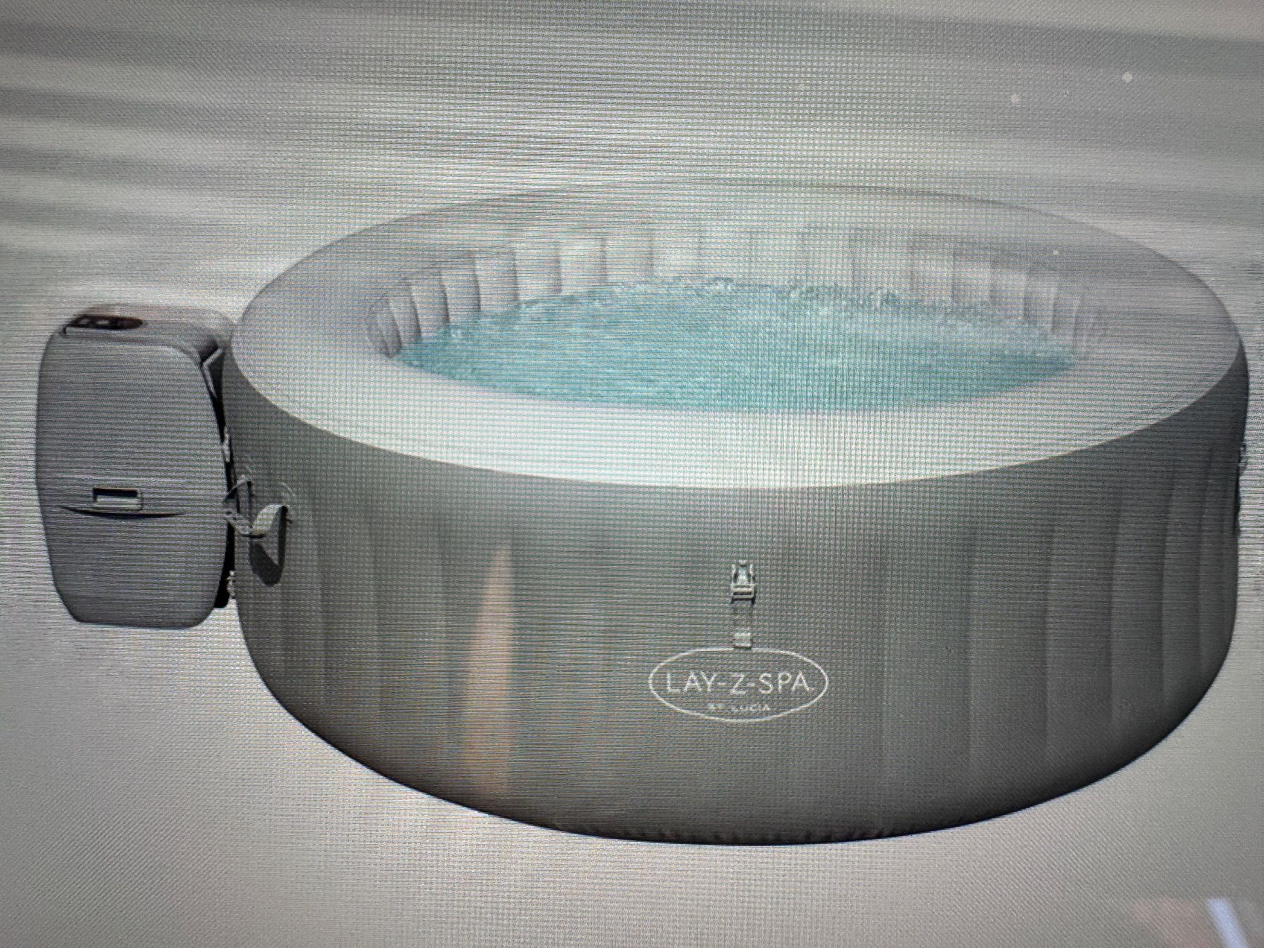 Bestway Whirlpool: Lay-Z-Spa St.Luzia – Usato da Illnau venduto da Gutta