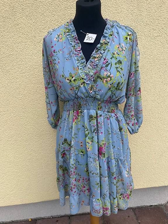 Robes: Vendo vestito  – D'occasion à Personico par mel_v7hz