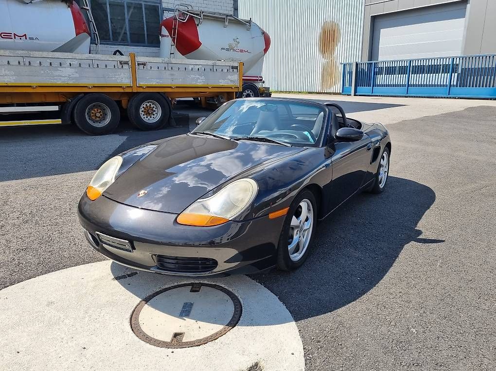 Automobili: Porsche Boxster 2.7 – Usato da Cadenazzo venduto da LuismacchineSagl